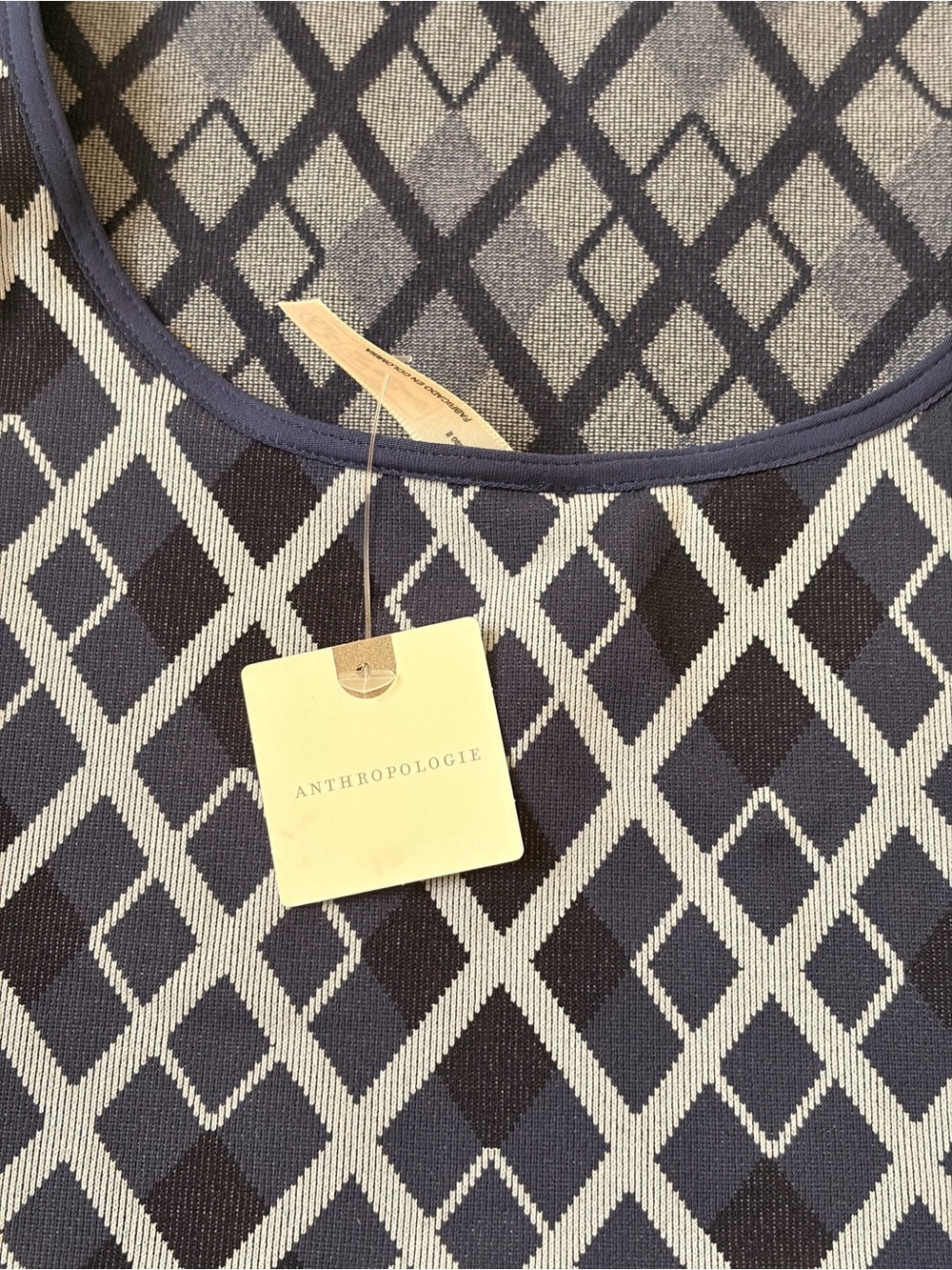 Anthropologie Navy and Light Gray Geometric Scoop Crop Top - Picture 5 of 7